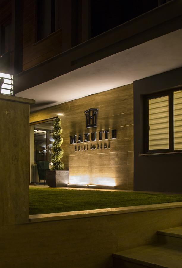Maxuite Hotel In Home Akçay Esterno foto