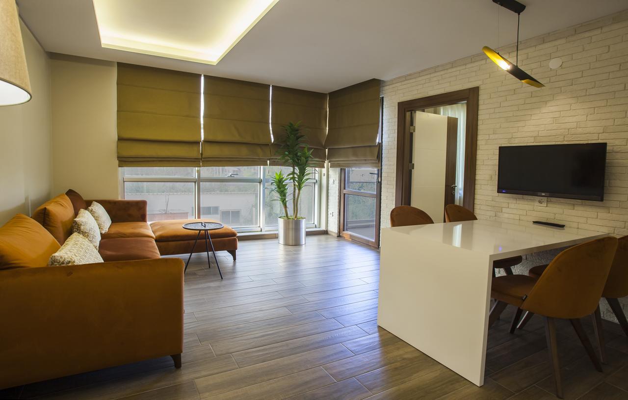 Maxuite Hotel In Home Akçay Esterno foto
